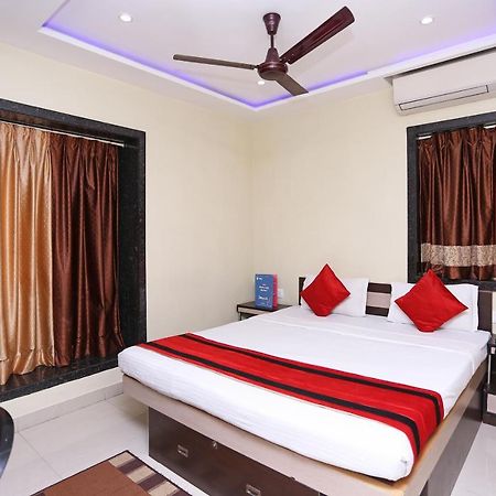 Reliable Inn Kalküta Dış mekan fotoğraf