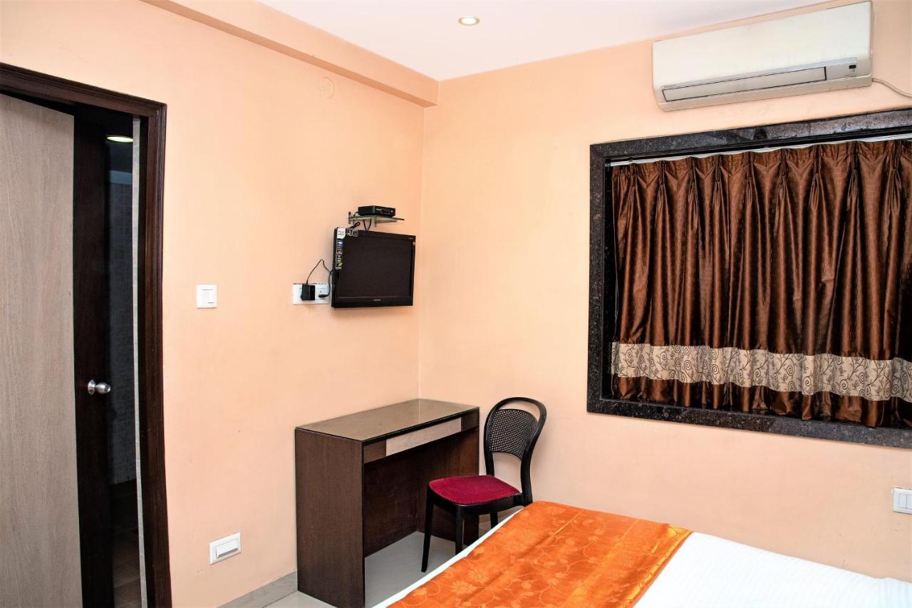 Reliable Inn Kalküta Dış mekan fotoğraf
