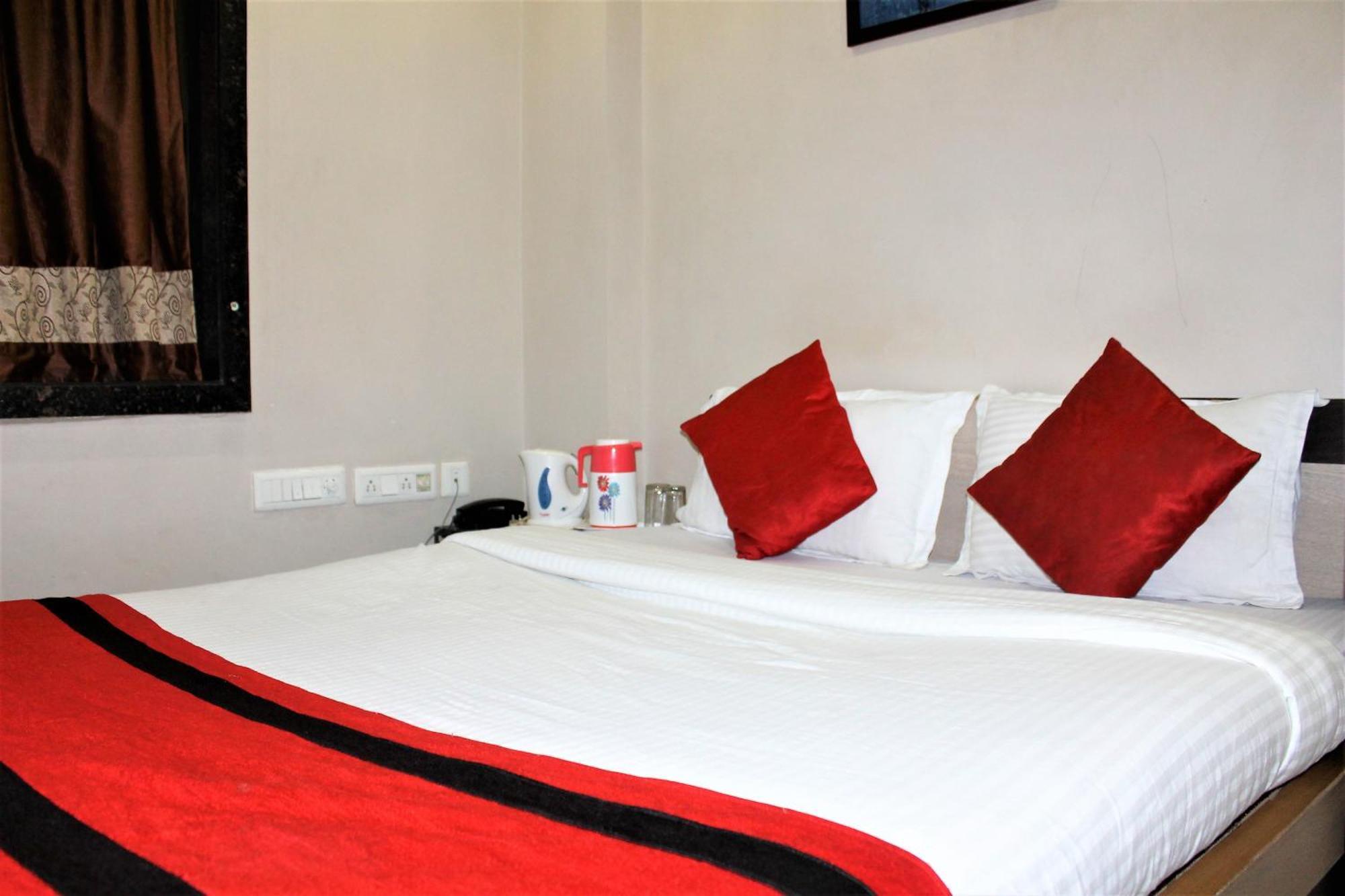 Reliable Inn Kalküta Dış mekan fotoğraf