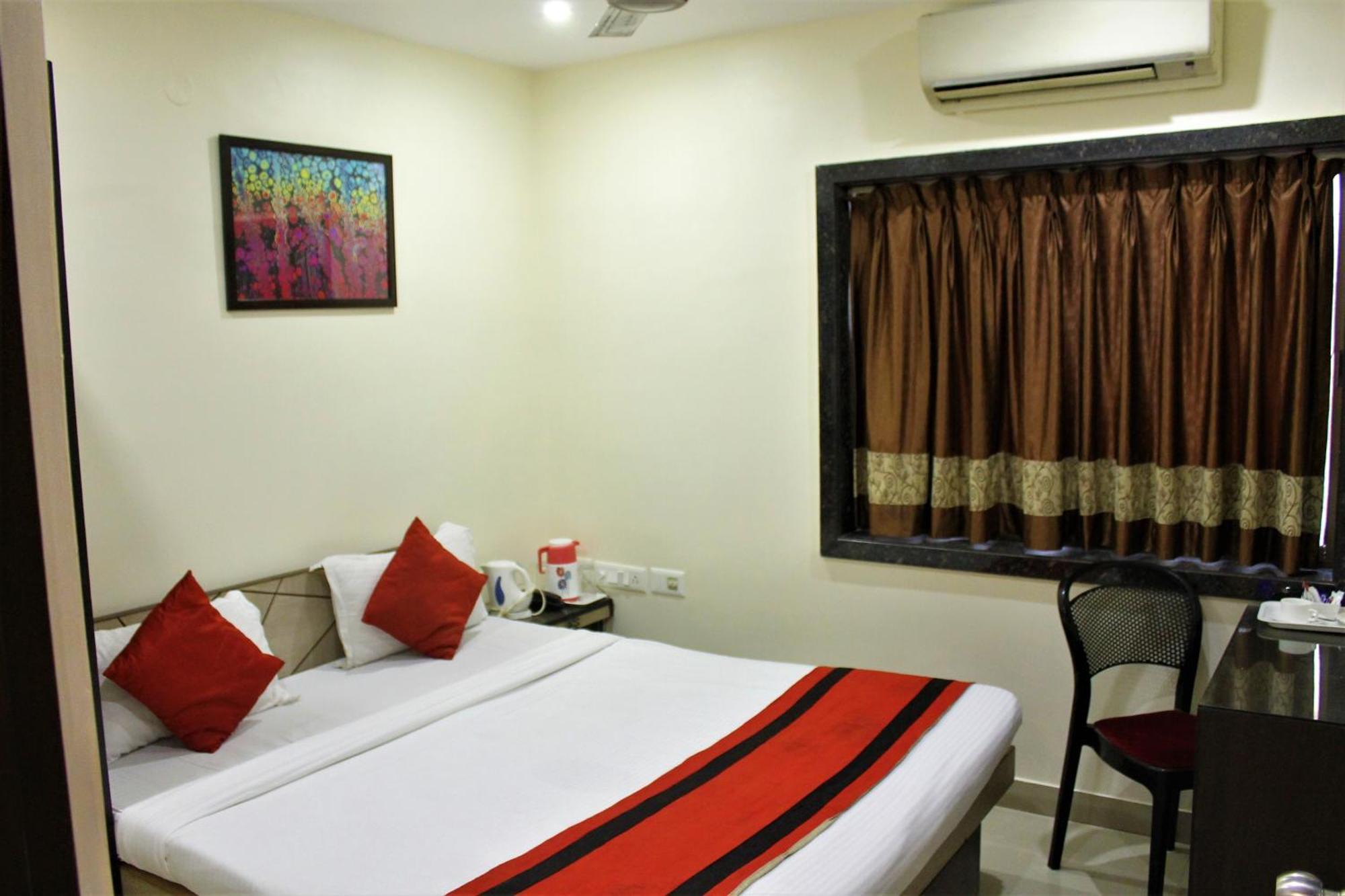 Reliable Inn Kalküta Dış mekan fotoğraf