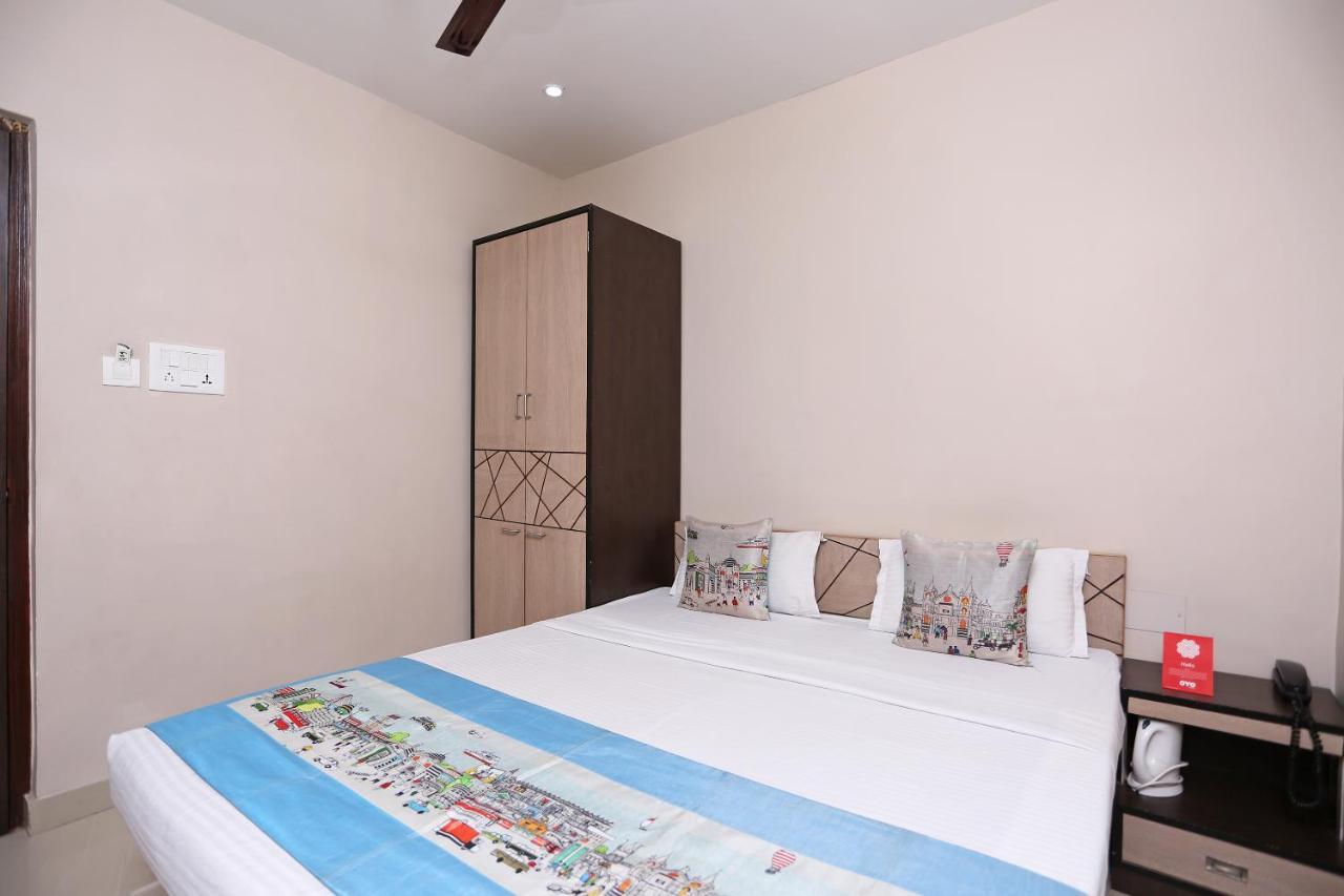 Reliable Inn Kalküta Dış mekan fotoğraf