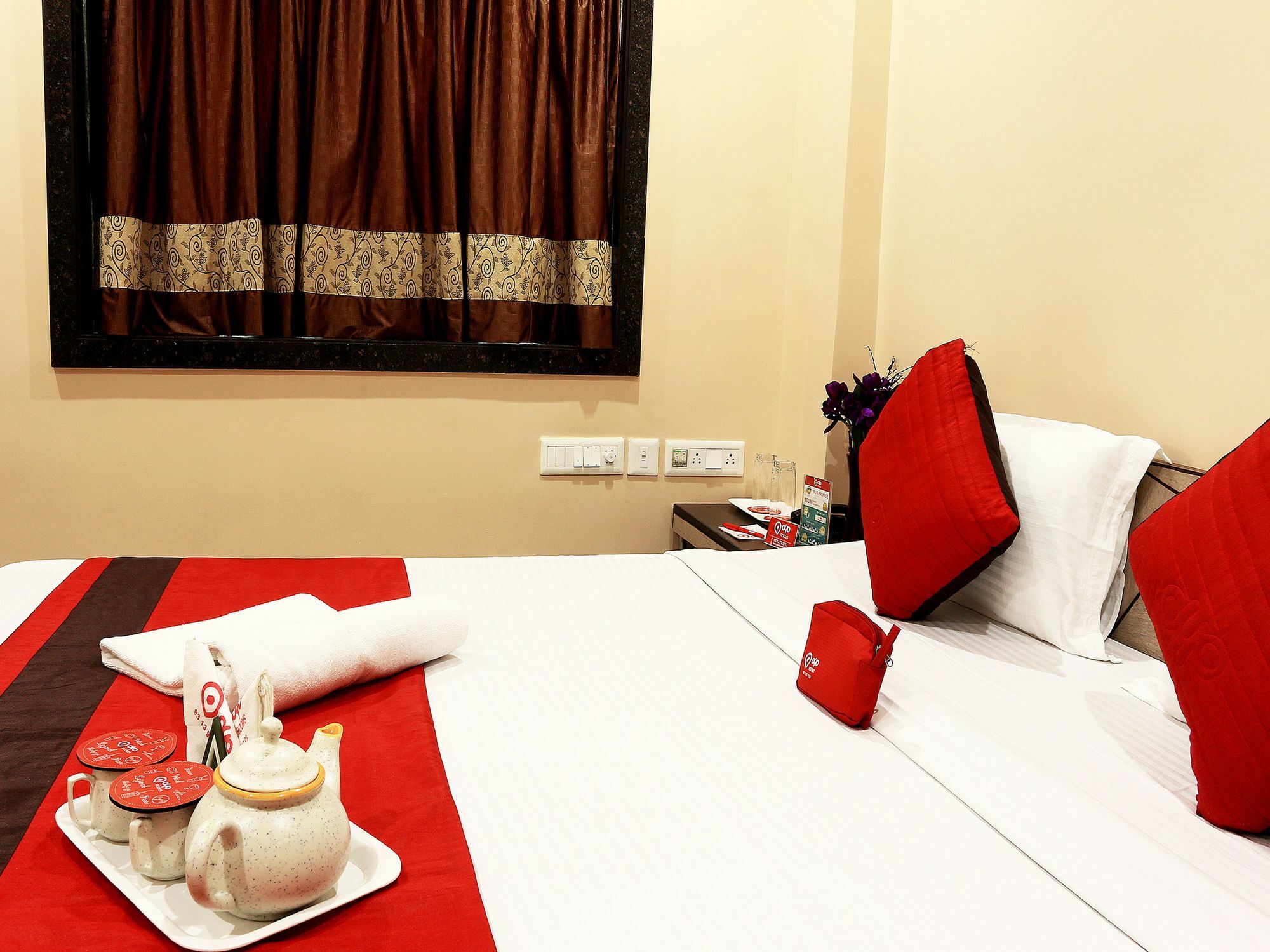 Reliable Inn Kalküta Dış mekan fotoğraf
